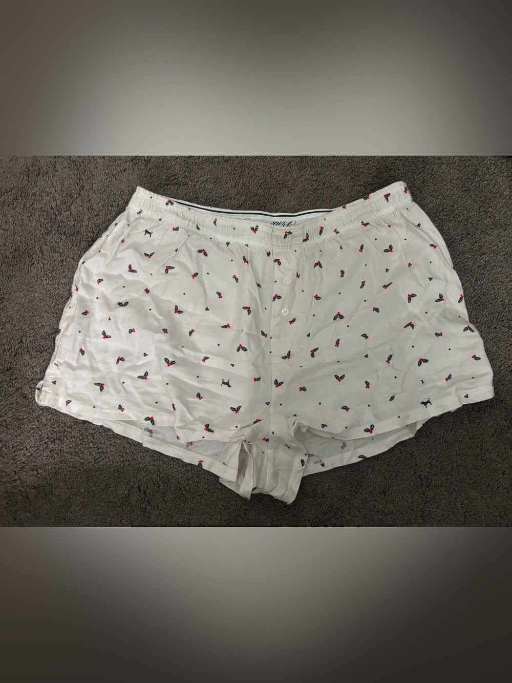 Victoria's Secret PINK Mistletoe Christmas Pajama Shorts